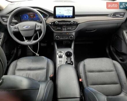 Белый Форд Эскейп, объемом двигателя 2.5 л и пробегом 71 тыс. км за 6300 $, фото 7 на Automoto.ua