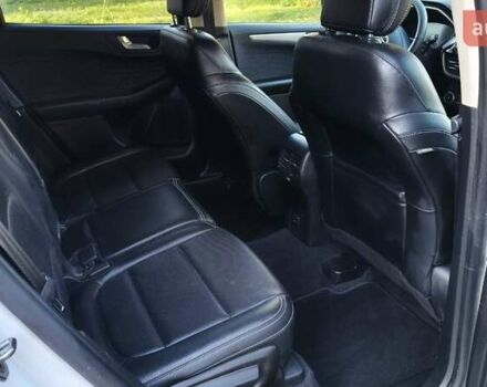 Білий Форд Ескейп, об'ємом двигуна 1.5 л та пробігом 101 тис. км за 17900 $, фото 11 на Automoto.ua