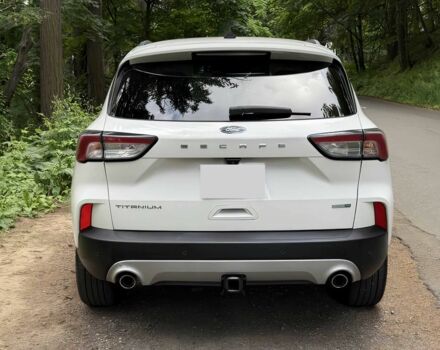 Белый Форд Эскейп, объемом двигателя 2 л и пробегом 43 тыс. км за 12300 $, фото 5 на Automoto.ua