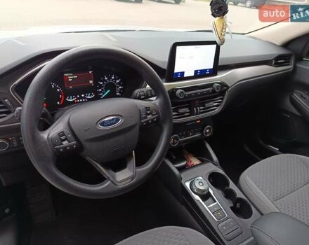 Белый Форд Эскейп, объемом двигателя 1.5 л и пробегом 129 тыс. км за 15500 $, фото 17 на Automoto.ua