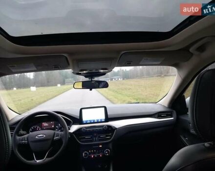 Білий Форд Ескейп, об'ємом двигуна 1.5 л та пробігом 32 тис. км за 19000 $, фото 8 на Automoto.ua