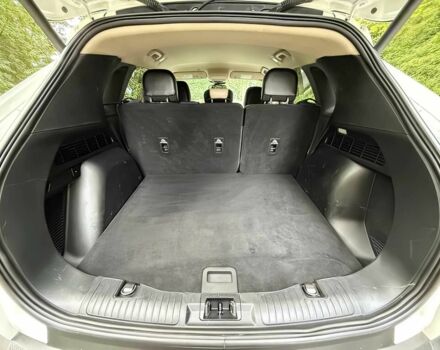 Белый Форд Эскейп, объемом двигателя 2 л и пробегом 43 тыс. км за 12300 $, фото 13 на Automoto.ua