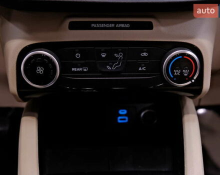 Белый Форд Эскейп, объемом двигателя 1.5 л и пробегом 127 тыс. км за 16900 $, фото 18 на Automoto.ua