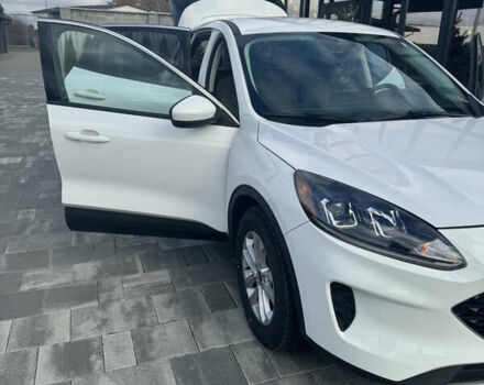 Белый Форд Эскейп, объемом двигателя 2.5 л и пробегом 60 тыс. км за 21000 $, фото 10 на Automoto.ua