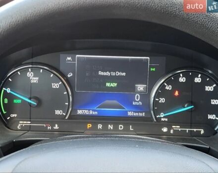 Белый Форд Эскейп, объемом двигателя 2.5 л и пробегом 39 тыс. км за 21700 $, фото 4 на Automoto.ua