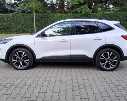 Білий Форд Ескейп, об'ємом двигуна 2 л та пробігом 23 тис. км за 12500 $, фото 4 на Automoto.ua