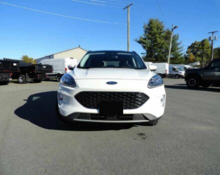 Белый Форд Эскейп, объемом двигателя 2 л и пробегом 12 тыс. км за 10300 $, фото 1 на Automoto.ua