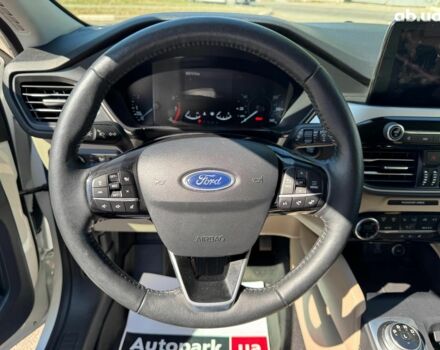 Белый Форд Эскейп, объемом двигателя 2 л и пробегом 88 тыс. км за 19990 $, фото 24 на Automoto.ua