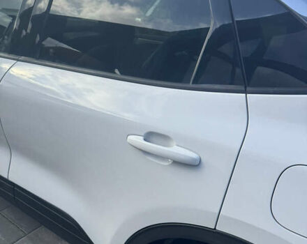 Белый Форд Эскейп, объемом двигателя 2.5 л и пробегом 60 тыс. км за 21000 $, фото 24 на Automoto.ua