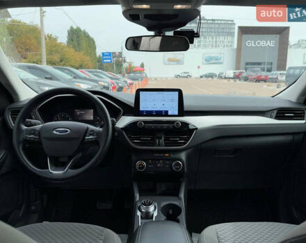 Белый Форд Эскейп, объемом двигателя 1.5 л и пробегом 34 тыс. км за 19999 $, фото 12 на Automoto.ua