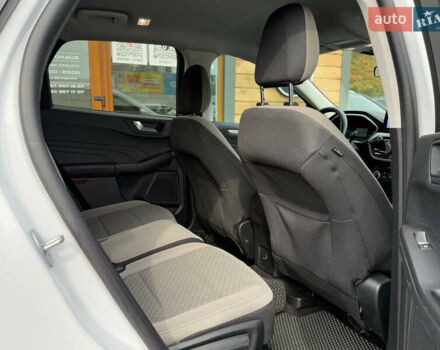 Белый Форд Эскейп, объемом двигателя 1.5 л и пробегом 34 тыс. км за 19999 $, фото 11 на Automoto.ua