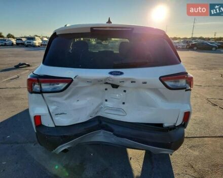 Білий Форд Ескейп, об'ємом двигуна 0 л та пробігом 42 тис. км за 9546 $, фото 4 на Automoto.ua