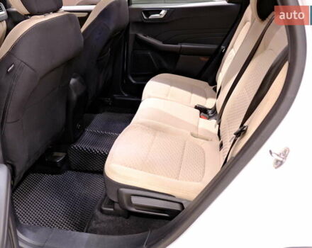 Белый Форд Эскейп, объемом двигателя 1.5 л и пробегом 127 тыс. км за 16900 $, фото 33 на Automoto.ua