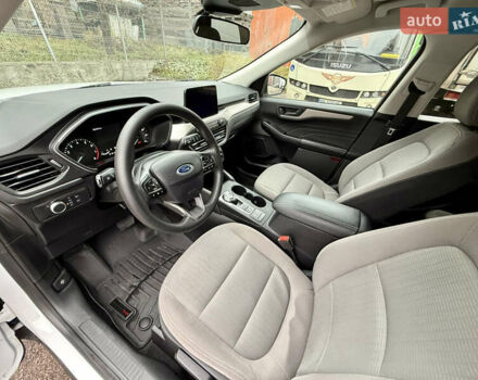 Білий Форд Ескейп, об'ємом двигуна 1.5 л та пробігом 149 тис. км за 14300 $, фото 21 на Automoto.ua