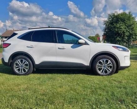 Белый Форд Эскейп, объемом двигателя 1.5 л и пробегом 53 тыс. км за 16500 $, фото 3 на Automoto.ua