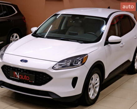 Белый Форд Эскейп, объемом двигателя 1.5 л и пробегом 127 тыс. км за 16900 $, фото 2 на Automoto.ua