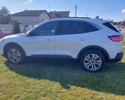 Белый Форд Эскейп, объемом двигателя 1.5 л и пробегом 53 тыс. км за 16500 $, фото 4 на Automoto.ua