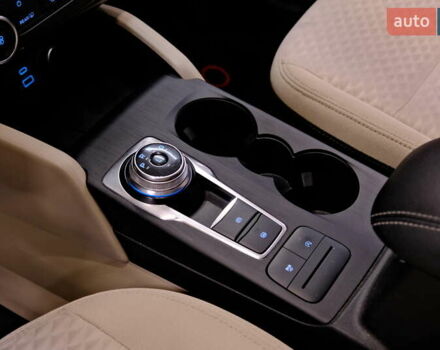 Белый Форд Эскейп, объемом двигателя 1.5 л и пробегом 127 тыс. км за 16900 $, фото 15 на Automoto.ua