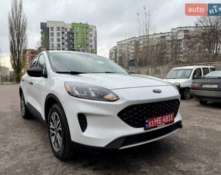 Білий Форд Ескейп, об'ємом двигуна 1.5 л та пробігом 149 тис. км за 14300 $, фото 1 на Automoto.ua