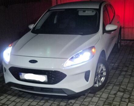 Білий Форд Ескейп, об'ємом двигуна 1.5 л та пробігом 82 тис. км за 15399 $, фото 1 на Automoto.ua