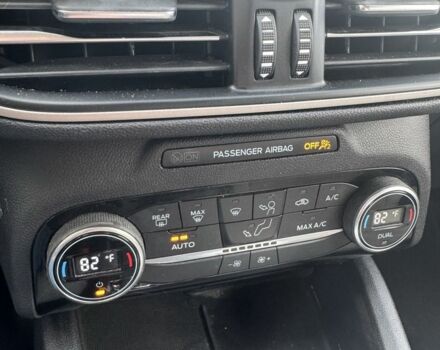 Белый Форд Эскейп, объемом двигателя 2.5 л и пробегом 60 тыс. км за 20800 $, фото 7 на Automoto.ua