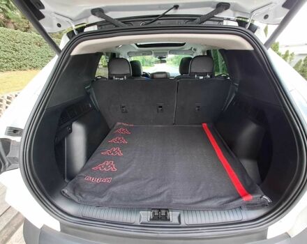 Білий Форд Ескейп, об'ємом двигуна 2 л та пробігом 23 тис. км за 12500 $, фото 10 на Automoto.ua