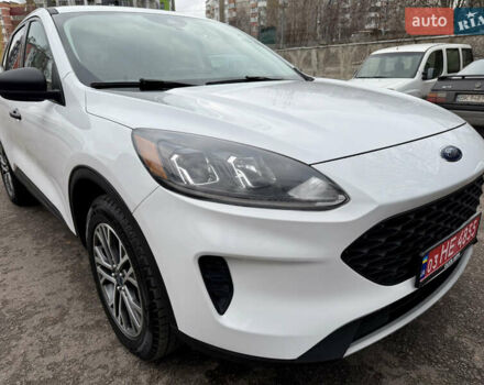 Білий Форд Ескейп, об'ємом двигуна 1.5 л та пробігом 149 тис. км за 14300 $, фото 3 на Automoto.ua