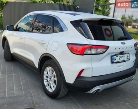 Белый Форд Эскейп, объемом двигателя 2.5 л и пробегом 39 тыс. км за 21500 $, фото 2 на Automoto.ua