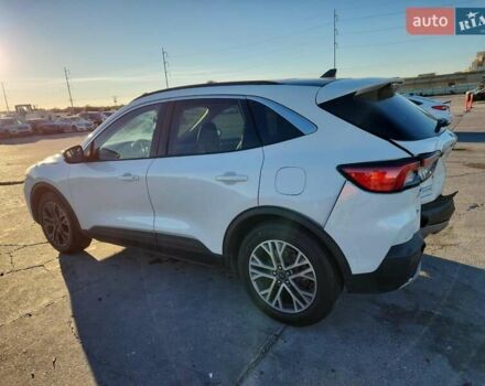 Білий Форд Ескейп, об'ємом двигуна 0 л та пробігом 42 тис. км за 9546 $, фото 5 на Automoto.ua