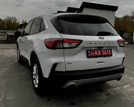 Белый Форд Эскейп, объемом двигателя 1.5 л и пробегом 153 тыс. км за 16300 $, фото 6 на Automoto.ua