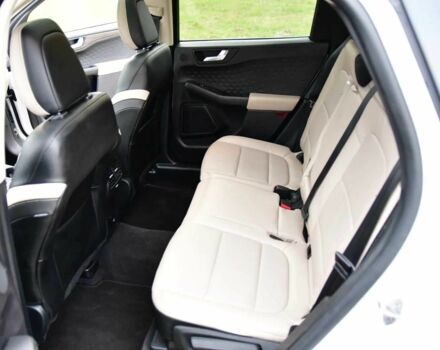 Белый Форд Эскейп, объемом двигателя 2 л и пробегом 81 тыс. км за 12900 $, фото 20 на Automoto.ua