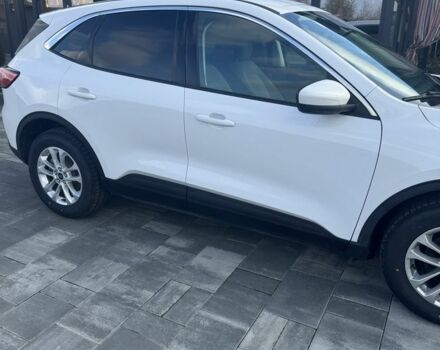 Белый Форд Эскейп, объемом двигателя 2.5 л и пробегом 60 тыс. км за 20800 $, фото 3 на Automoto.ua