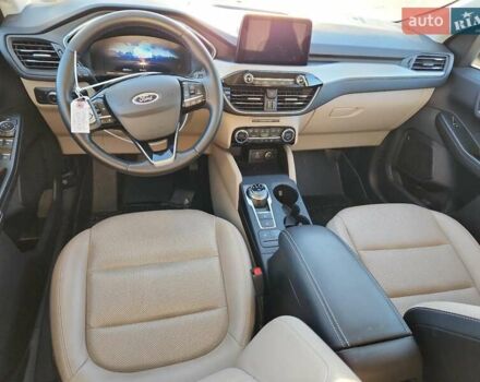 Білий Форд Ескейп, об'ємом двигуна 0 л та пробігом 42 тис. км за 9546 $, фото 7 на Automoto.ua