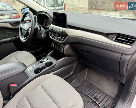 Білий Форд Ескейп, об'ємом двигуна 1.5 л та пробігом 149 тис. км за 14300 $, фото 33 на Automoto.ua