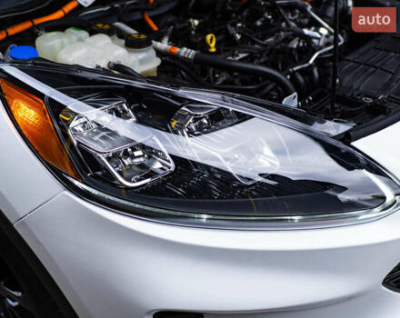 Белый Форд Эскейп, объемом двигателя 2.5 л и пробегом 130 тыс. км за 19700 $, фото 19 на Automoto.ua