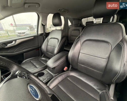 Форд Эскейп 2022 в Умани на Automoto.ua Белый Форд Эскейп, объемом двигателя 2 л и пробегом 100 тыс. км за 18000 $, фото 6 на Automoto.ua