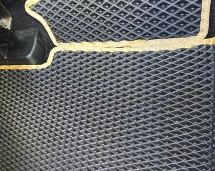 Белый Форд Эскейп, объемом двигателя 2.5 л и пробегом 166 тыс. км за 23900 $, фото 27 на Automoto.ua