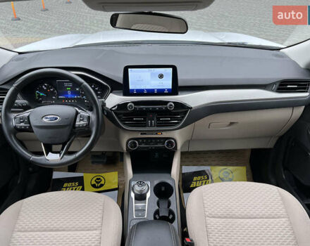 Білий Форд Ескейп, об'ємом двигуна 2.49 л та пробігом 88 тис. км за 24300 $, фото 9 на Automoto.ua