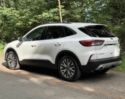 Белый Форд Эскейп, объемом двигателя 2 л и пробегом 17 тыс. км за 12400 $, фото 7 на Automoto.ua