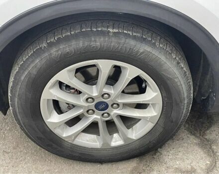 Білий Форд Ескейп, об'ємом двигуна 2 л та пробігом 90 тис. км за 8900 $, фото 5 на Automoto.ua