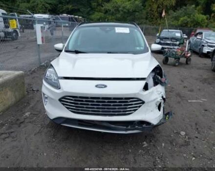 Белый Форд Эскейп, объемом двигателя 2.5 л и пробегом 73 тыс. км за 5000 $, фото 12 на Automoto.ua