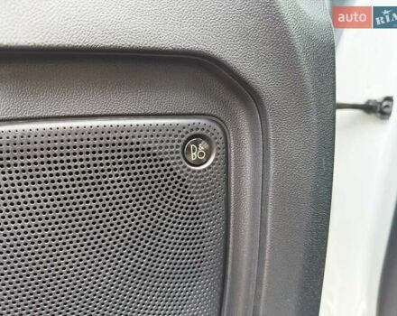 Білий Форд Ескейп, об'ємом двигуна 2.49 л та пробігом 63 тис. км за 30990 $, фото 16 на Automoto.ua