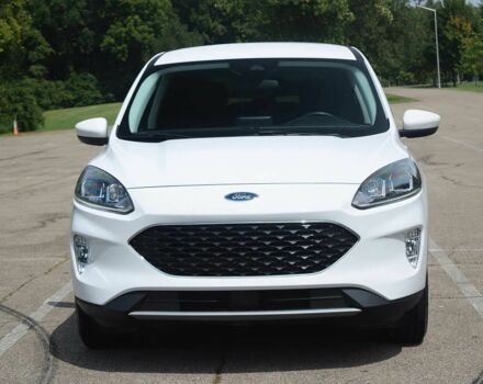 Білий Форд Ескейп, об'ємом двигуна 1.5 л та пробігом 17 тис. км за 4900 $, фото 1 на Automoto.ua