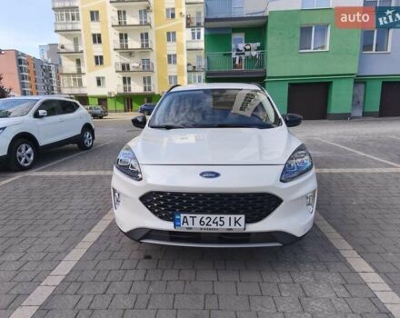 Белый Форд Эскейп, объемом двигателя 2.5 л и пробегом 166 тыс. км за 23900 $, фото 13 на Automoto.ua