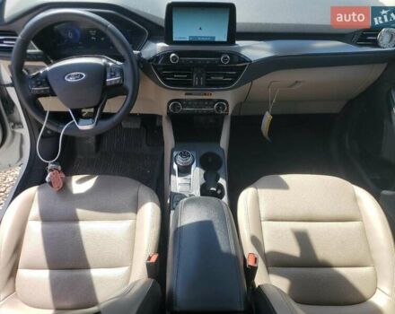 Білий Форд Ескейп, об'ємом двигуна 0 л та пробігом 92 тис. км за 11200 $, фото 8 на Automoto.ua