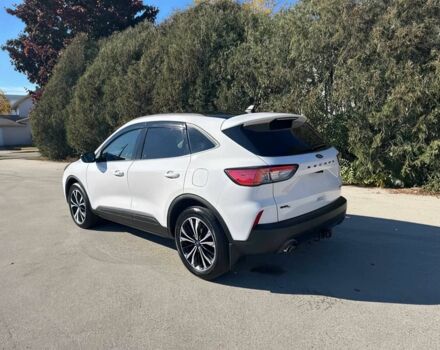 Білий Форд Ескейп, об'ємом двигуна 2 л та пробігом 28 тис. км за 9000 $, фото 6 на Automoto.ua