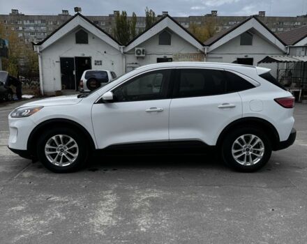 Белый Форд Эскейп, объемом двигателя 1.5 л и пробегом 152 тыс. км за 15800 $, фото 3 на Automoto.ua