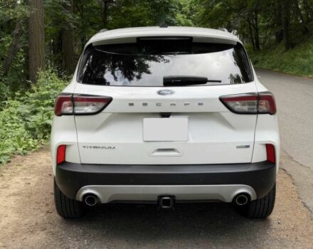 Белый Форд Эскейп, объемом двигателя 2 л и пробегом 17 тыс. км за 12400 $, фото 6 на Automoto.ua