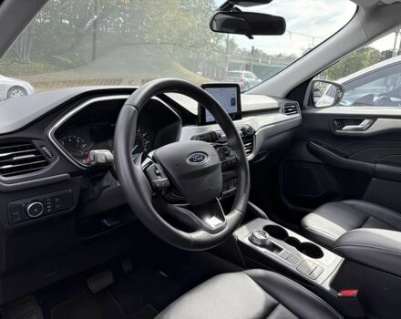 Білий Форд Ескейп, об'ємом двигуна 1.5 л та пробігом 12 тис. км за 13600 $, фото 10 на Automoto.ua