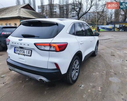 Белый Форд Эскейп, объемом двигателя 1.5 л и пробегом 93 тыс. км за 15700 $, фото 7 на Automoto.ua
